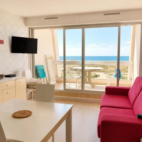 Appartement vue mer 4 personnes، فندق في Les Bains