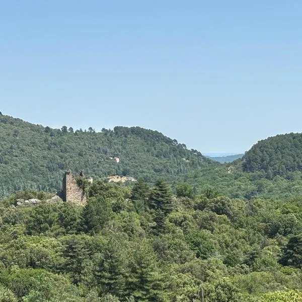 Cocon cosy en Cévennes - La Grange de Luna, hotelli kohteessa Soudorgues