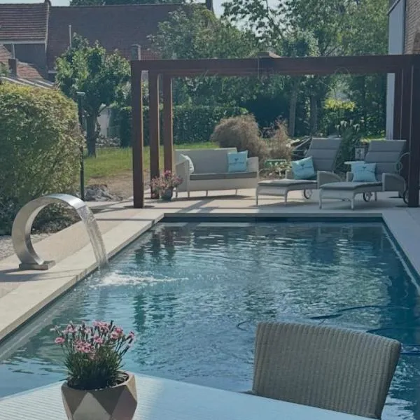 B&B De Rentmeesterhoeve, hotelli kohteessa Reningelst