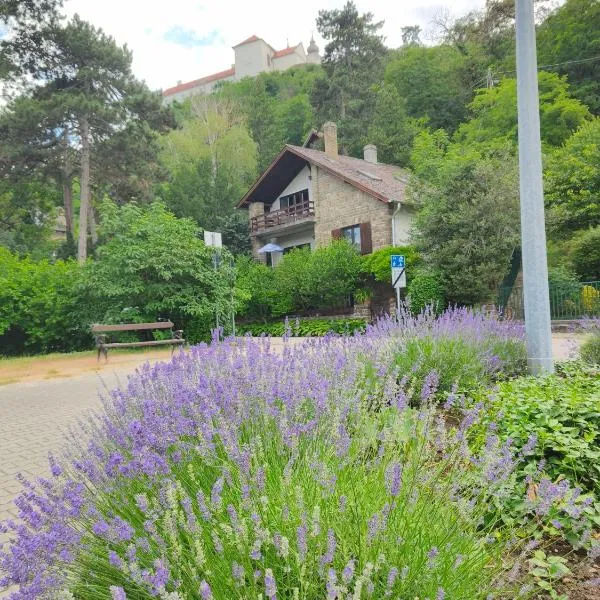 Váralja Vendégház Tihany, hotel in Tihany