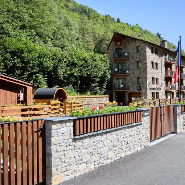 Apartaments La Neu-Mountain Lodges & Restaurant, hotel di Ordino