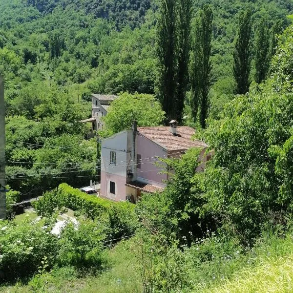 La Raccolta, hotel en Scheggino