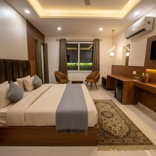 The Palm Bliss A Luxury Stay, готель у місті Харідвар