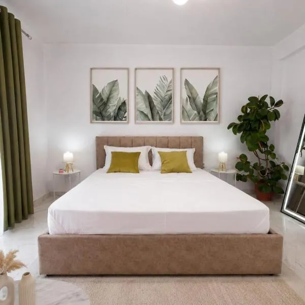 Private Villa near Lake Quiet Secure Parking, hotel v mestu Pogradec