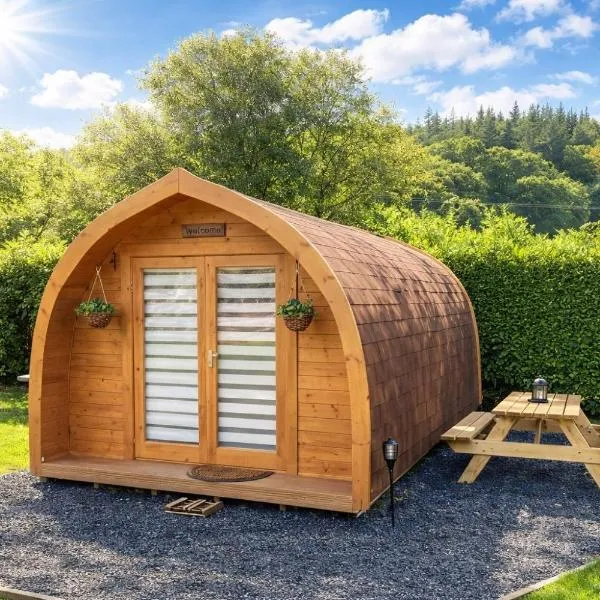 Glamping Cabins in the Heart of Snowdonia, hotel in Dolgellau