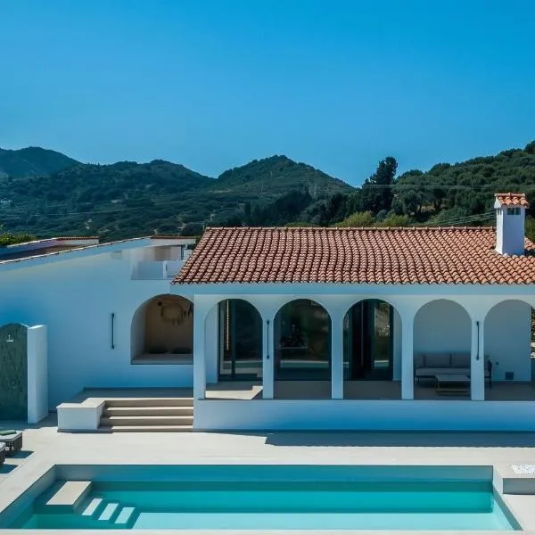 Xenia Sea view Villa, hotel en Argassi