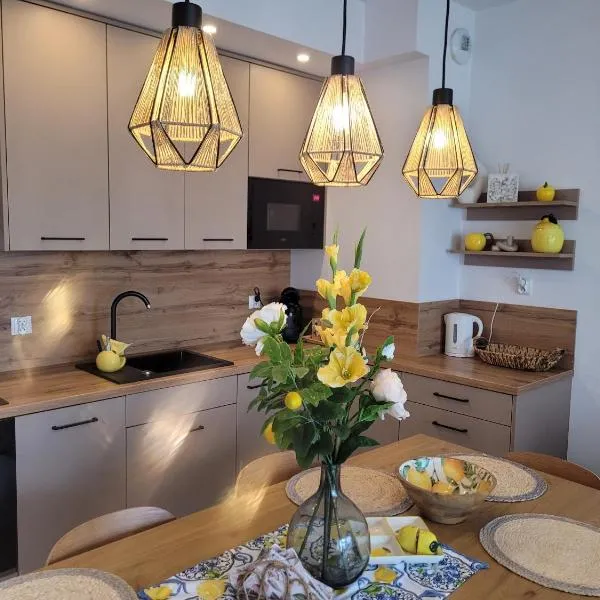 Apartament LILLA 2: Jelenia Góra şehrinde bir otel