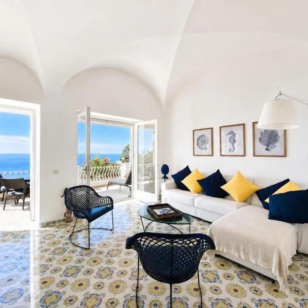 Villa La Panoramica Sea View, hotell sihtkohas Capri