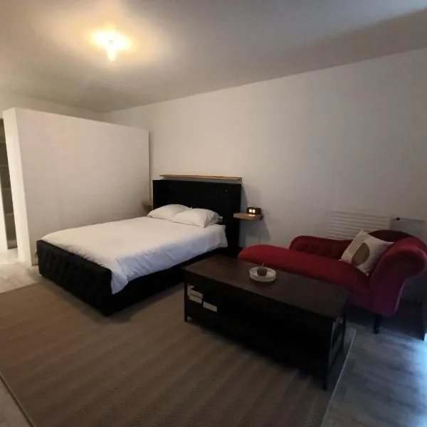 Vannes, Hotel in Brest