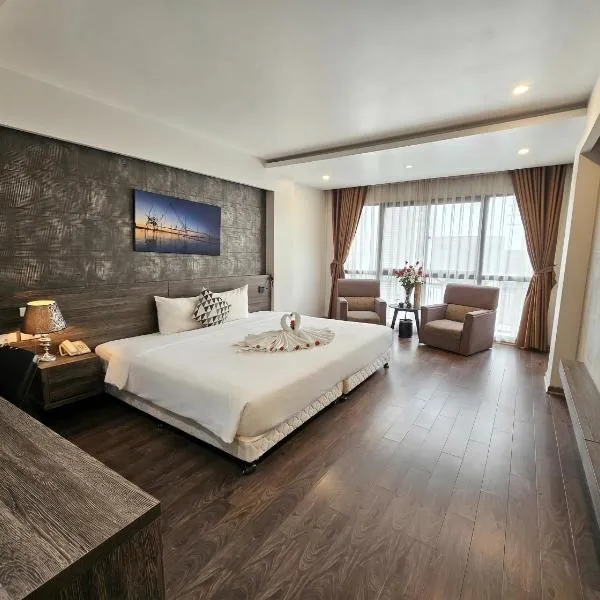 Moon Luxury Hotel, hotel in Hanoi