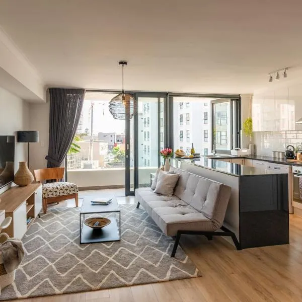 Mondaine Central Luxurious Spacious And Trendy, hotel in Cape Town