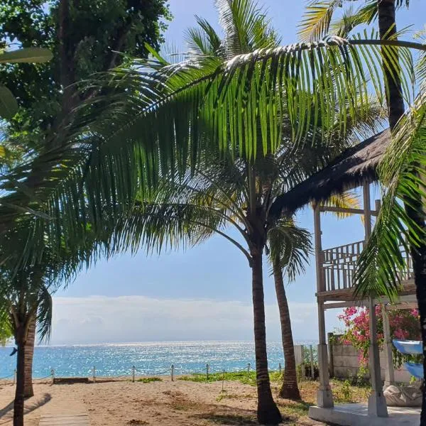 Myamo Beach Lodge, hotel di Jereweh