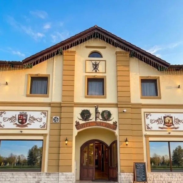 Hotel Malvina, hotel u gradu Veliki Semikluš