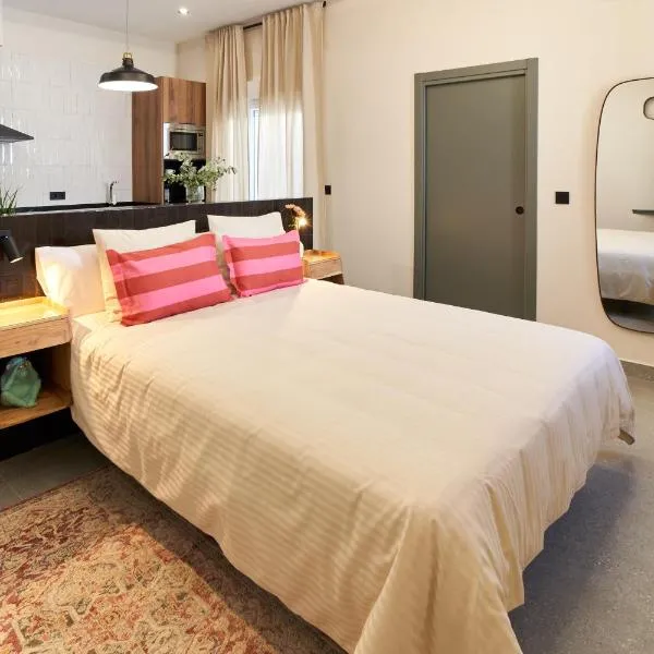 Apartamentos Turísticos Casa Solariega, hotel sa Calamonte