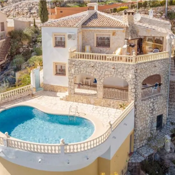 Villa Luna, Hotel in Sanet y Negrals