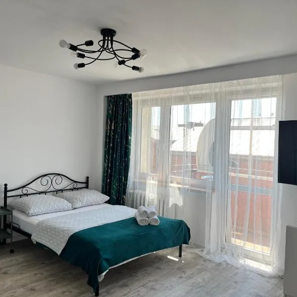 Infinity Apartament Czestochowa PKP, hotel sa Częstochowa