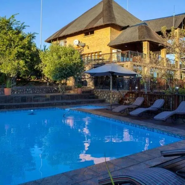 Lichenry Bush Lodge, hotel v mestu Mokopane