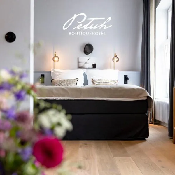 Boutiquehotel Petuh am Hafen - adults only, hotel sa Flensburg