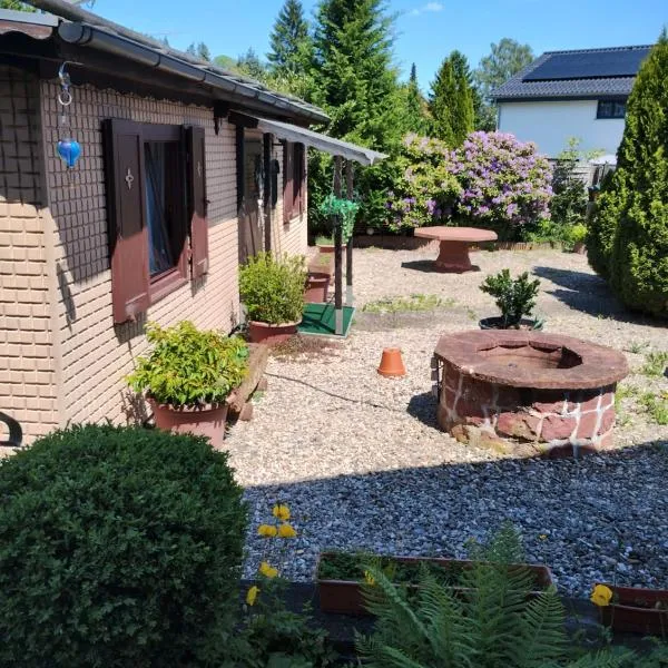 Cozy Wooden Home or Cabin in the Odenwald, Garden, Hiking Trails, Free Parking, Hotel in Wald-Michelbach