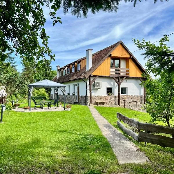 Apartament Pod Wiatrakiem, hotel v destinácii Bęsia