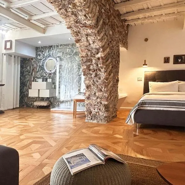 Arco - un open space nel cuore di Tivoli، فندق في تيفولي