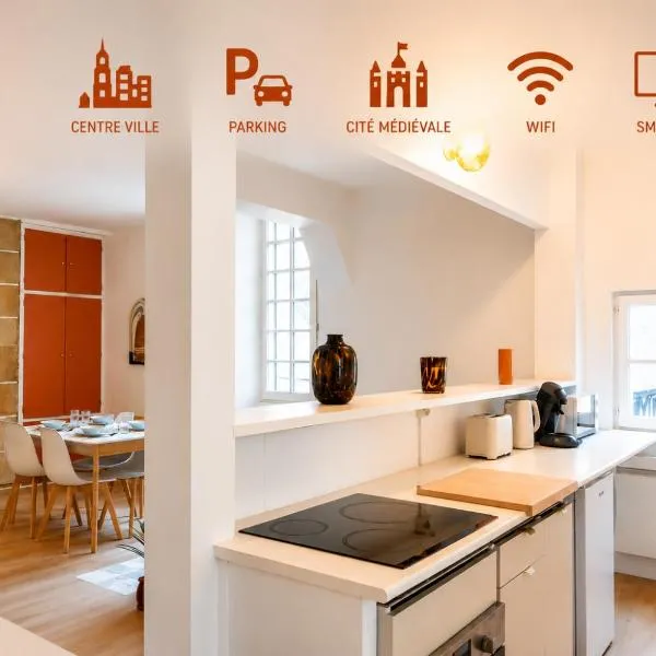 Cozy apartment in old Town Montluçon, market & restaurants, hotel v destinácii Montluçon