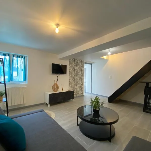 Loft cosy 4 in city center, Hotel in Saint-Benoît-sur-Loire