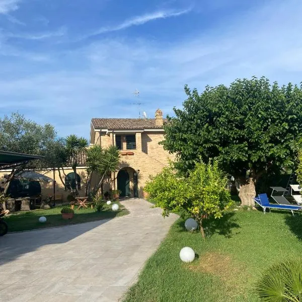 Un Passo Dal Mare, hotelli kohteessa Lido di Fermo