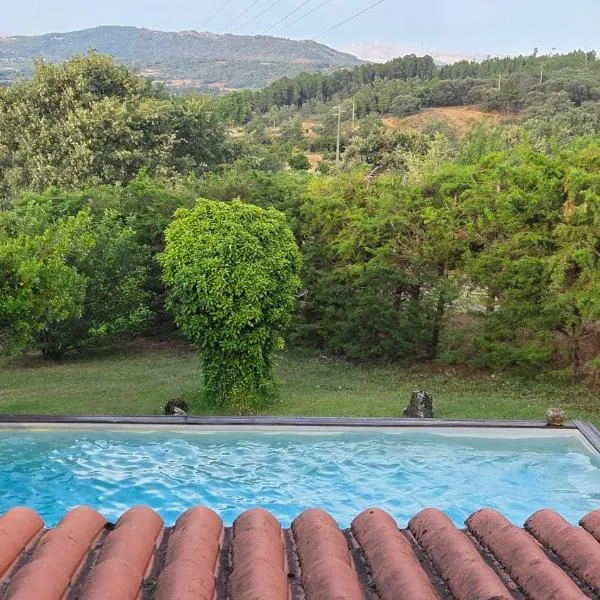 Quinta Rural - Nossa Sra do Carmo. Teixoso, hotel u gradu 'Teixoso'