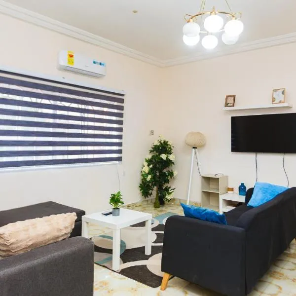 Viesnīca Stylish East Legon Apartment - AC, Wi-Fi, Netflix Akrā