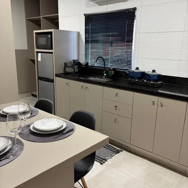 APT 203 - 05 min aeroporto e rodoviária com ar-condicionado, hotel sa Brasília
