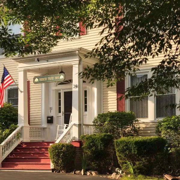 Beech Tree Inn and Cottage, hotel v destinaci Newport