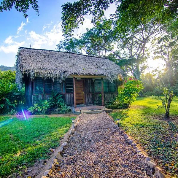 Bocawina Rainforest Resort, hotel in Dangriga