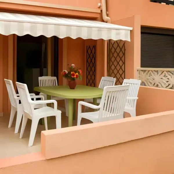Réserve africaine 15 mn - Plage 200 m - Le Mieukerien, hotel v destinaci Port-la-Nouvelle