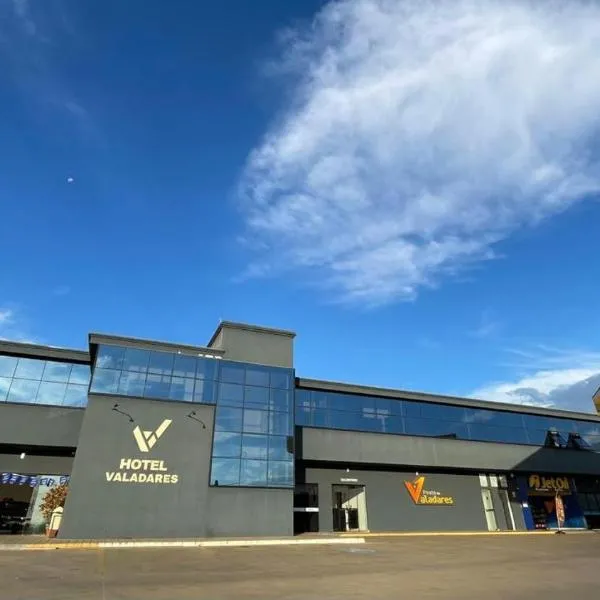 Hotel Valadares, hotel en Alfenas