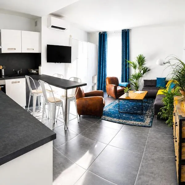 Beautifully Bright Apartment in Old Town Saint-Tropez, hotelli Saint-Tropez'ssa