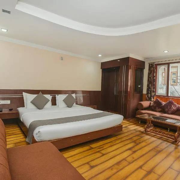 Hotel Berries Gangtok 300mtr from mg marg