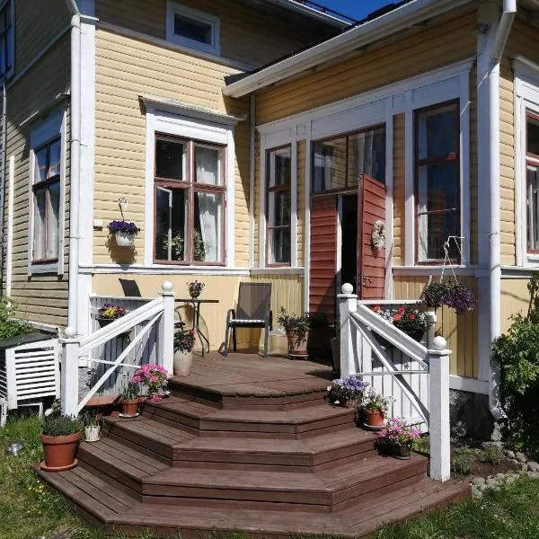 Foggy Island B&B, hótel í Kaskö