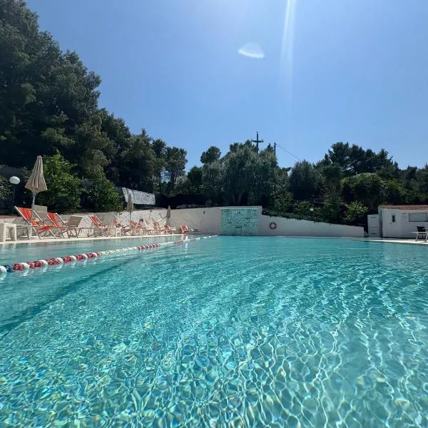 Villaggio Elisena, hotelli kohteessa Vieste