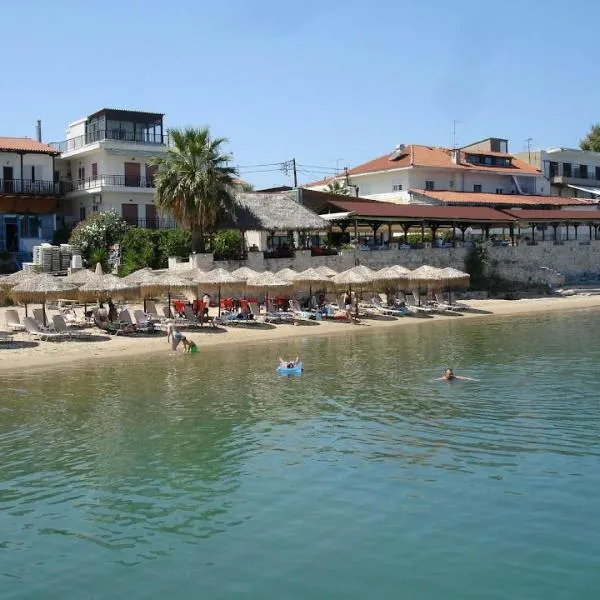 Mezoneta Fokea: Nea Fokea şehrinde bir otel