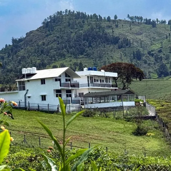 Apna Ghar - A Homestay Beyond Brick Walls, hotel di Aravankādu
