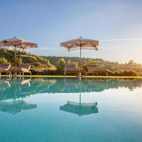 Kallies villas with shared Pool, hotel u Pefkohoriju