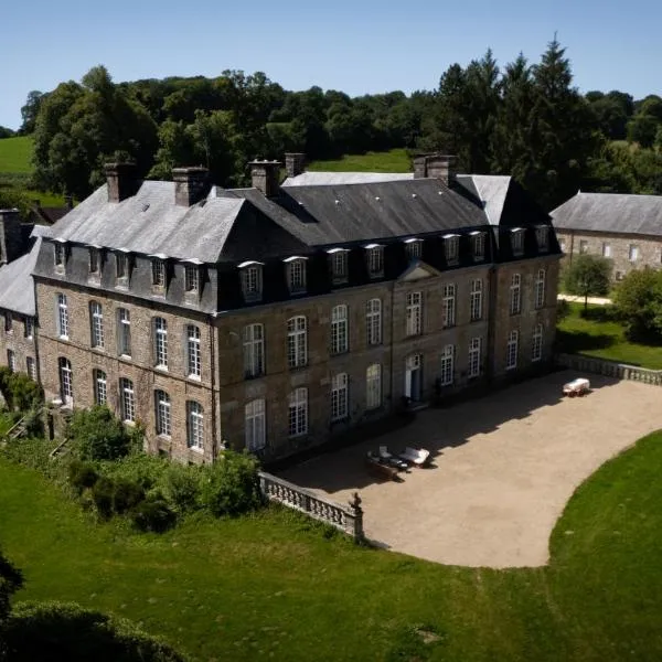 Château de Saint-Pois, מלון בSaint-Pois