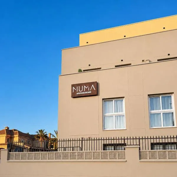 NUMA Beach Apartments, hotel en Aguadulce