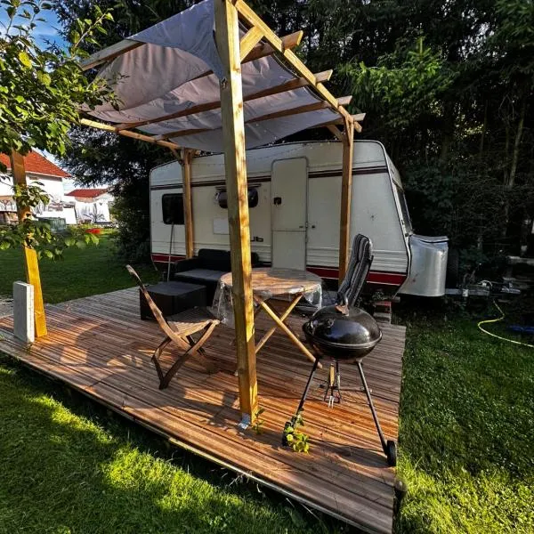 La caravane du Farfadet, hotell sihtkohas Flangebouche