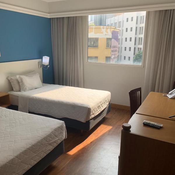 Quarto de Hotel Excelente Localização Centro Slaviero Downtown