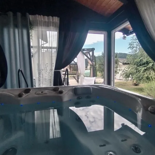 ForRest Spa Apartment - Private Jacuzzi & Sauna – hotel w mieście Ravna Gora