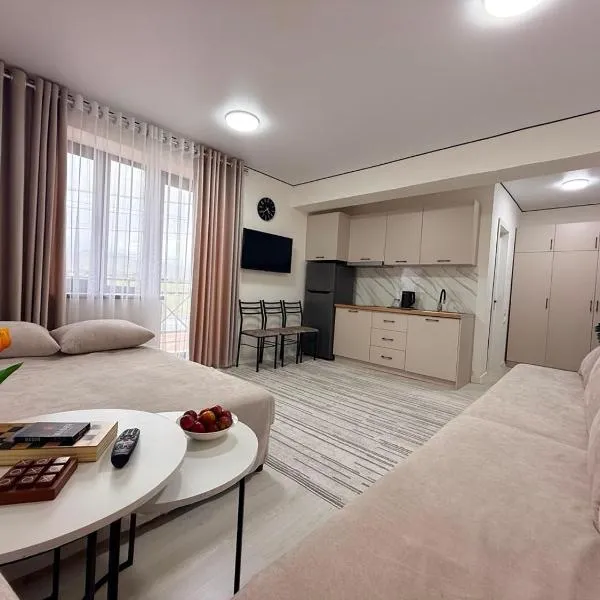 Семейные номера с ванной, кухней в Яхт Виллидж Чолпон-Ата, hotel em Cholpon-Ata
