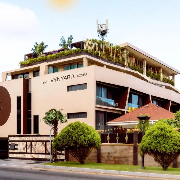 Bel Air Crest Hotel & Suites, hótel í Accra
