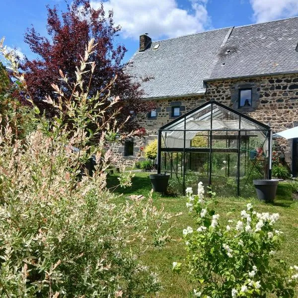 Le Coudi, хотел в Saint-Pierre-le-Chastel